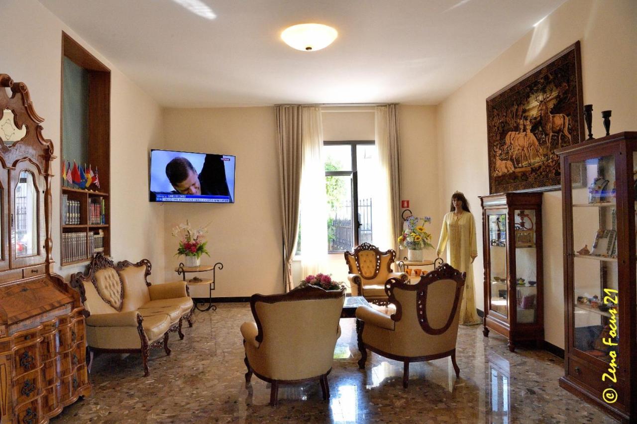 Hotel San Benedetto Peschiera del Garda Esterno foto