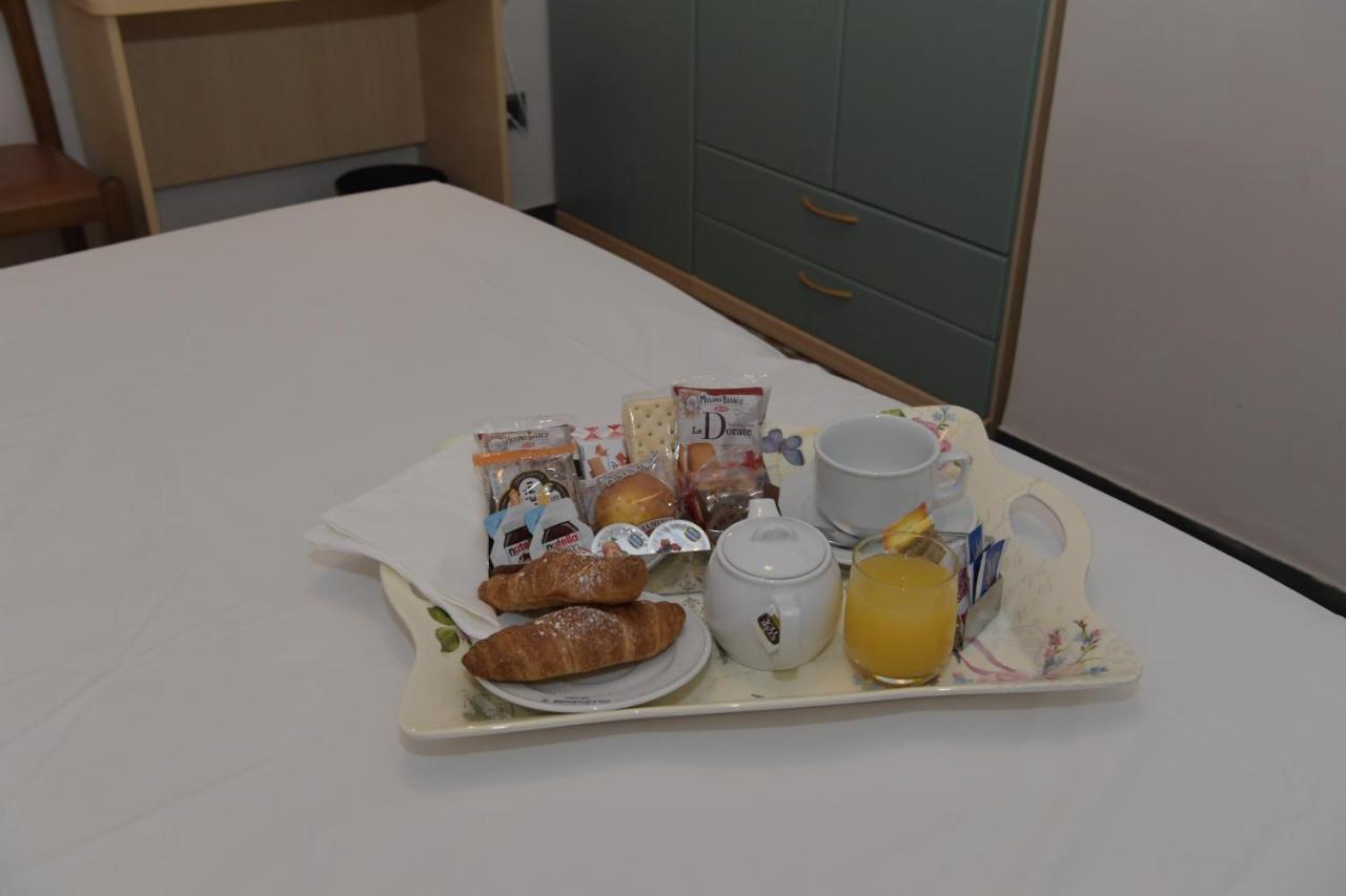 Hotel San Benedetto Peschiera del Garda Esterno foto