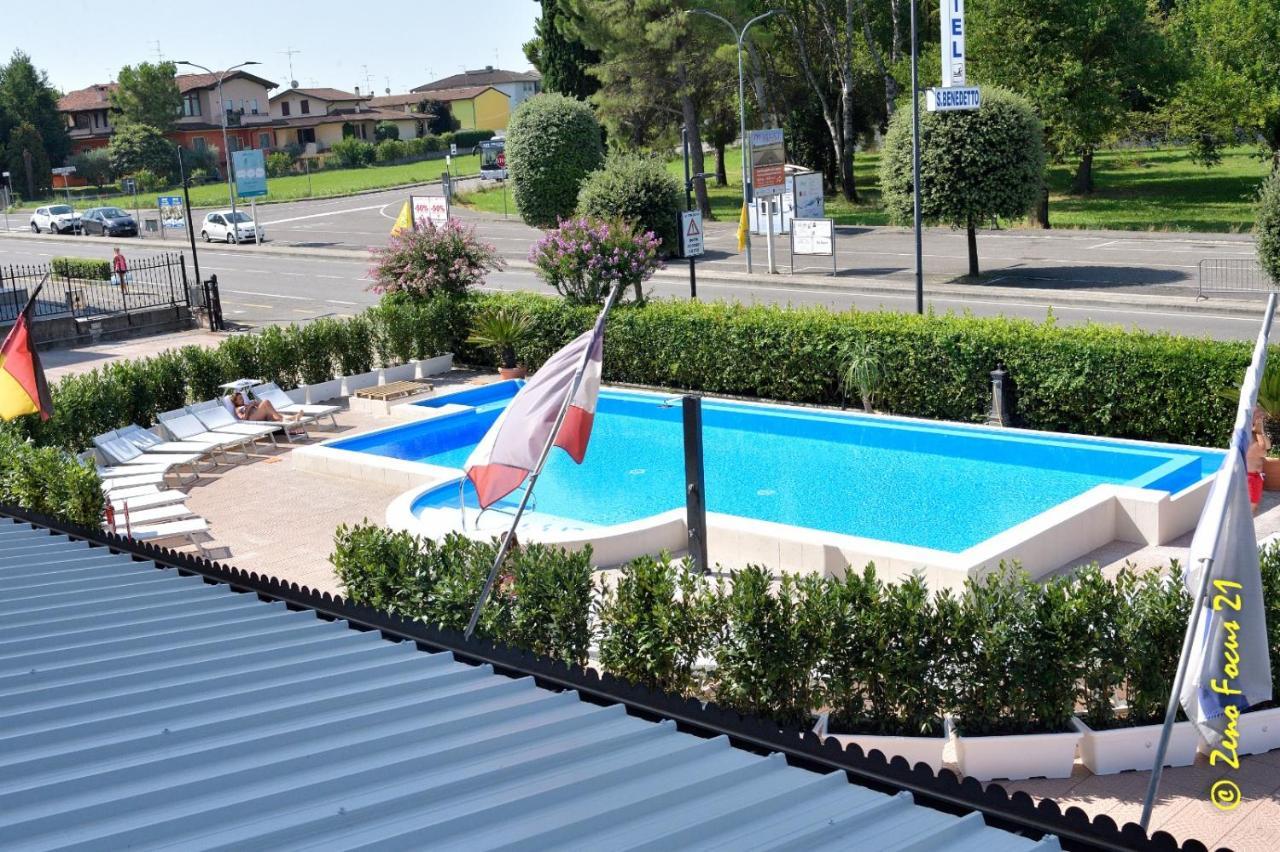 Hotel San Benedetto Peschiera del Garda Esterno foto