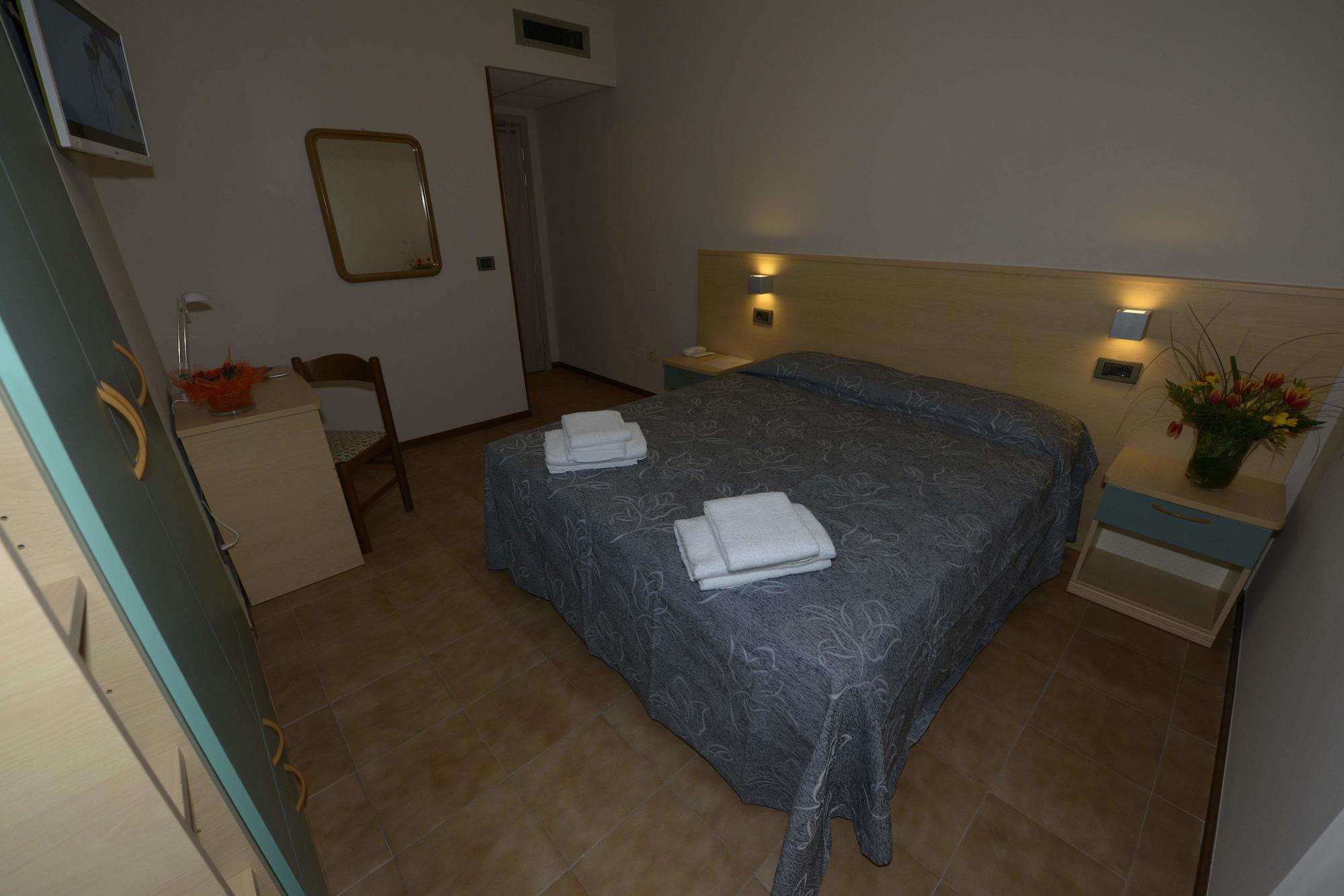 Hotel San Benedetto Peschiera del Garda Esterno foto